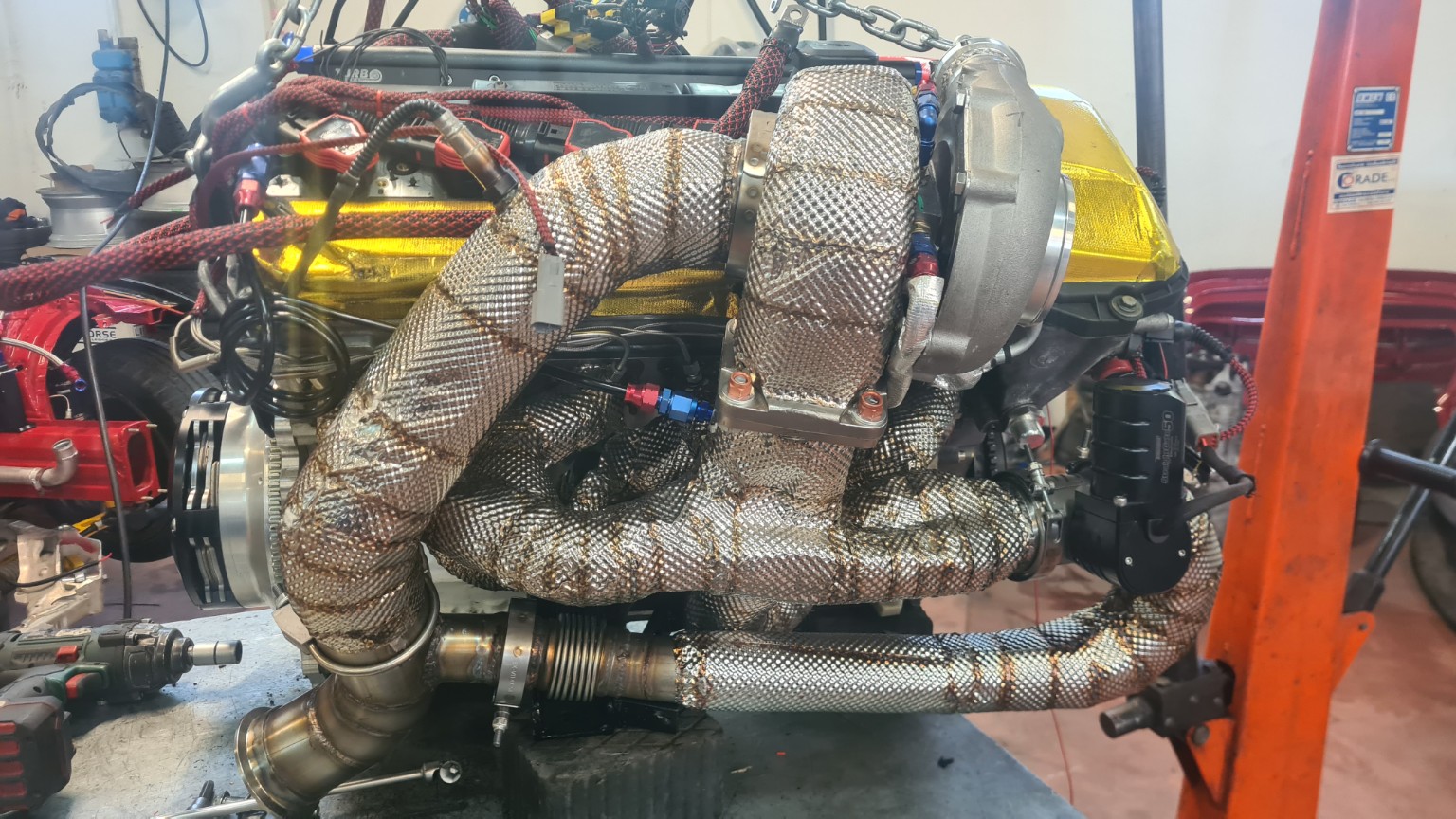 Turbo e collettore coibentato